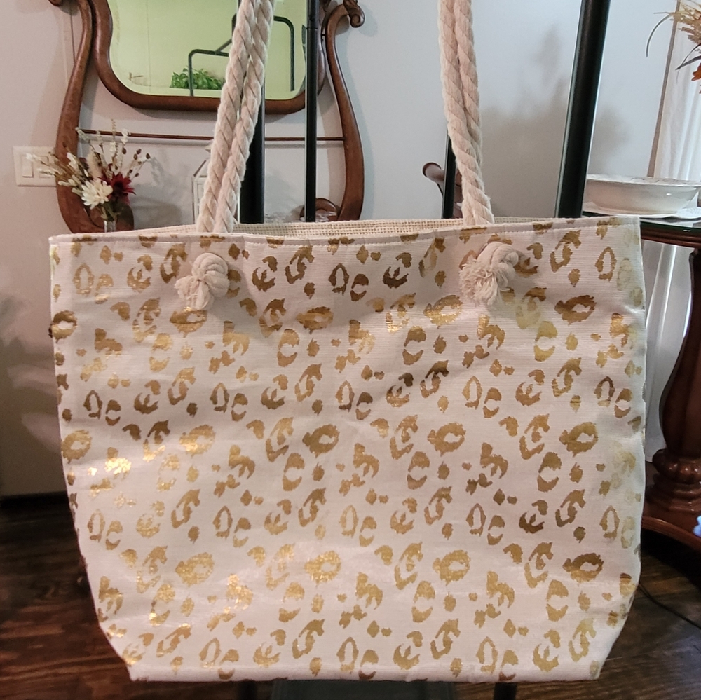 Lightweight Paper And Polyester Bag - image 1
